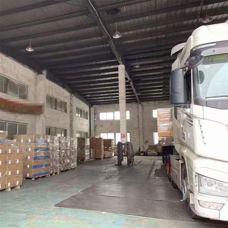 霞山区和田市：物流专线开启货运新征程
